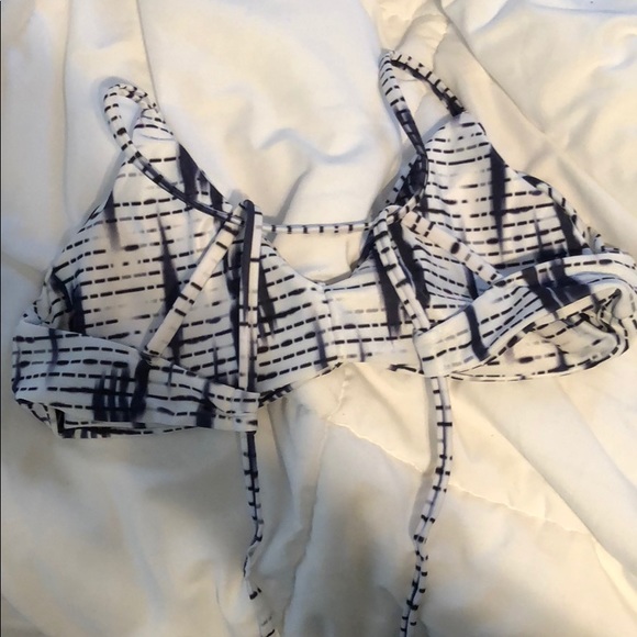 Bikini top - Picture 2 of 2